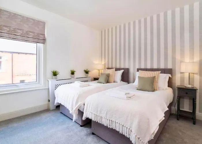 Holiday home Amberley House - With Hot Tub + Free Parking York